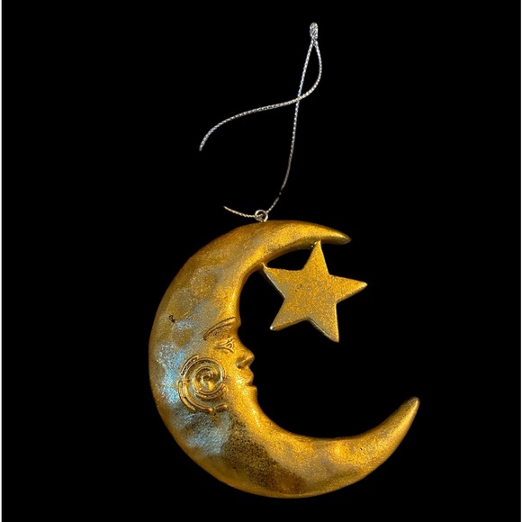 New! Moon Ornament And Wall Decor - Picture 2 of 9